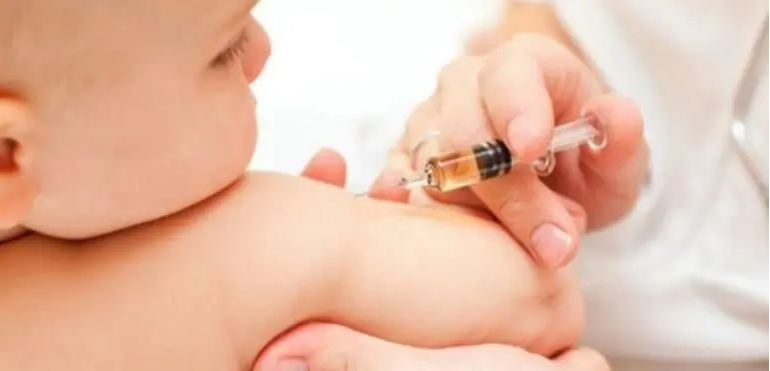 You are currently viewing Devemos vacinar as crianças? O debate começou