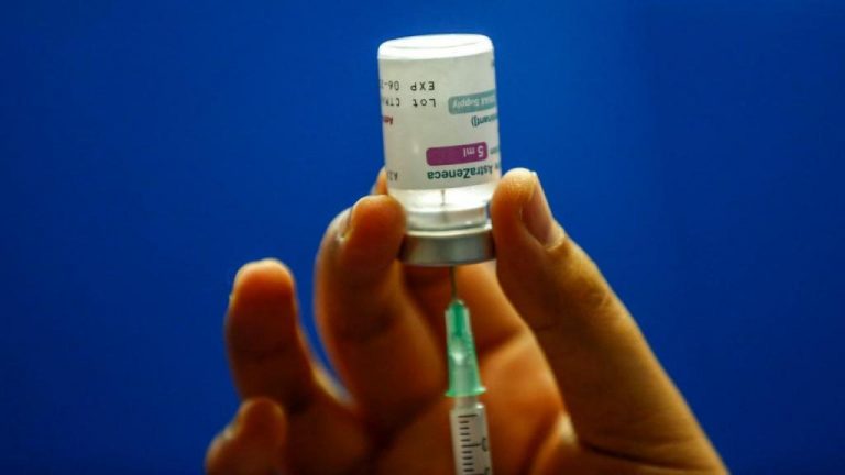 Covid-19 Espanha vai dar terceira dose da vacina